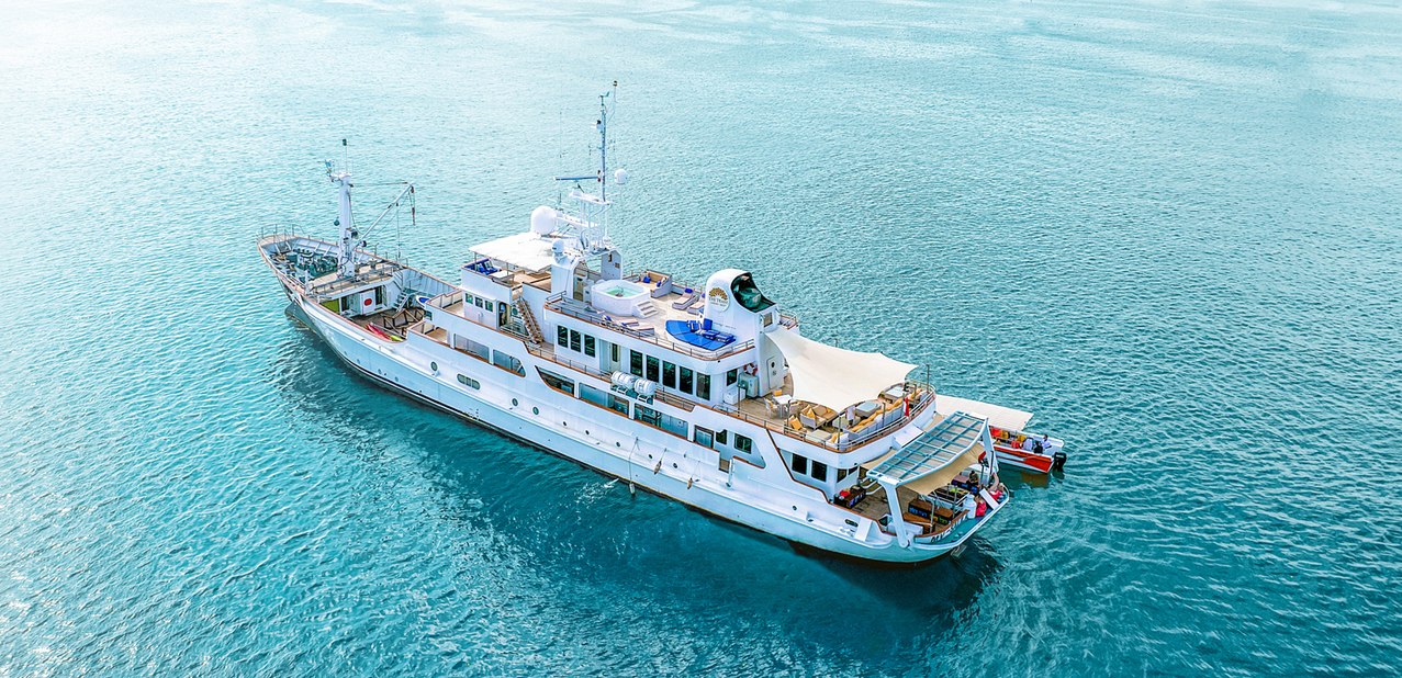 Salila Charter Yacht
