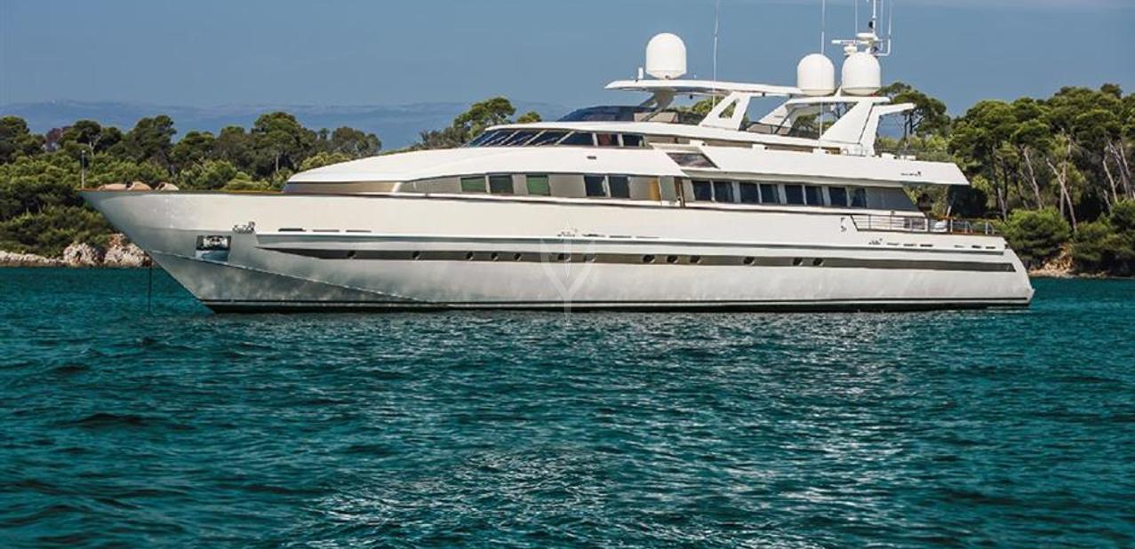 Manami Charter Yacht