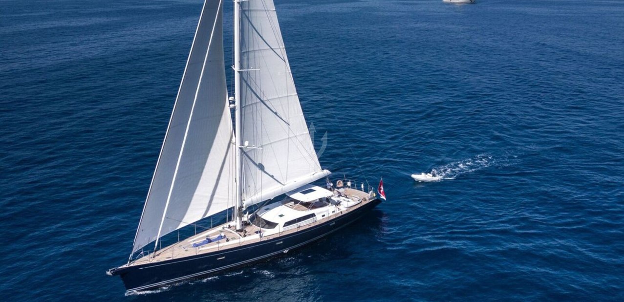 Lady 8 Charter Yacht