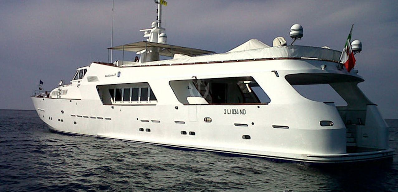 El Lobo Charter Yacht