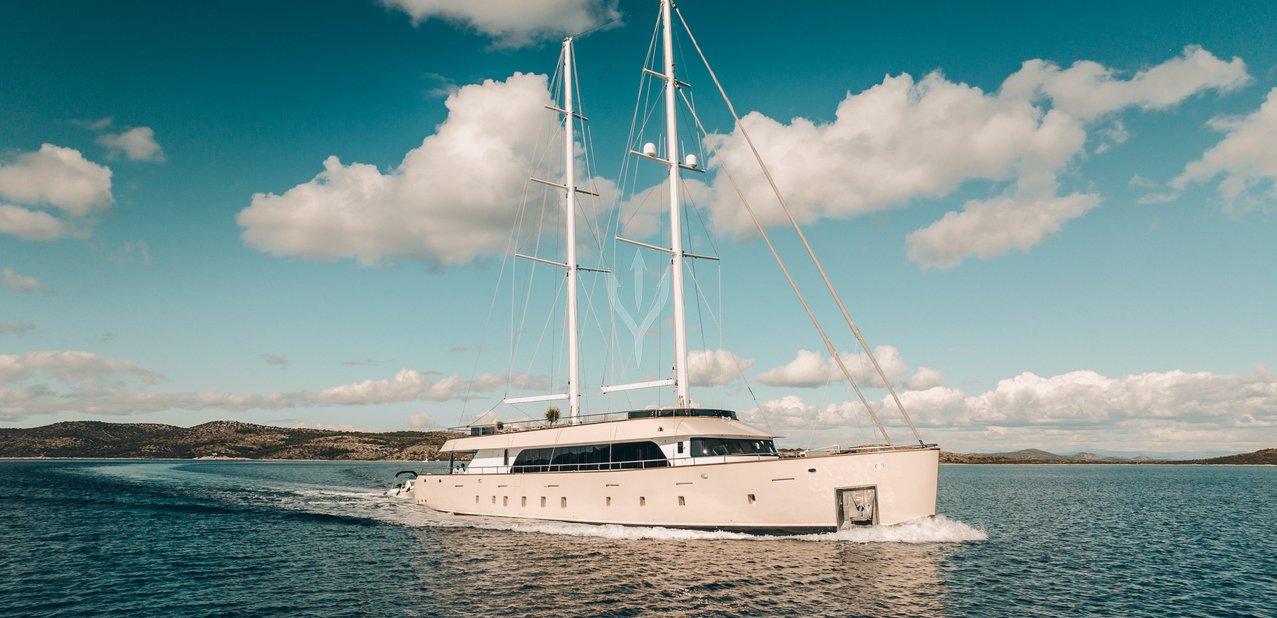 Maxita Charter Yacht