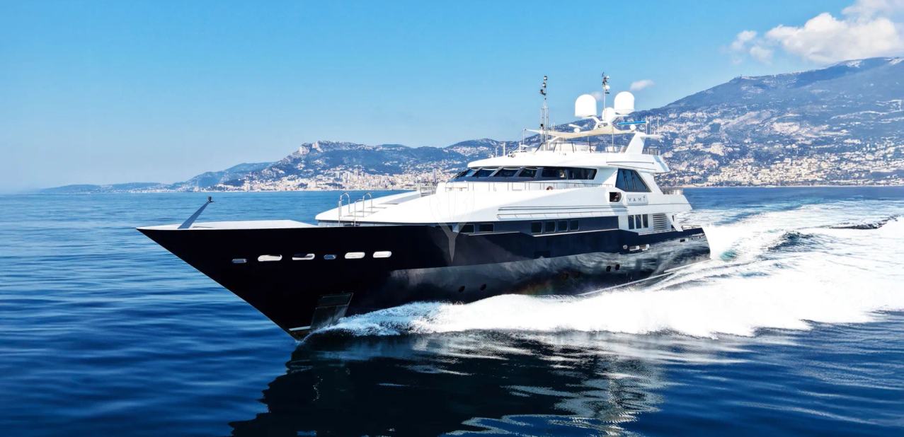 Yami Charter Yacht