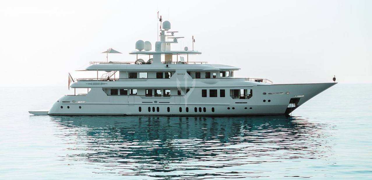Hemabejo Charter Yacht