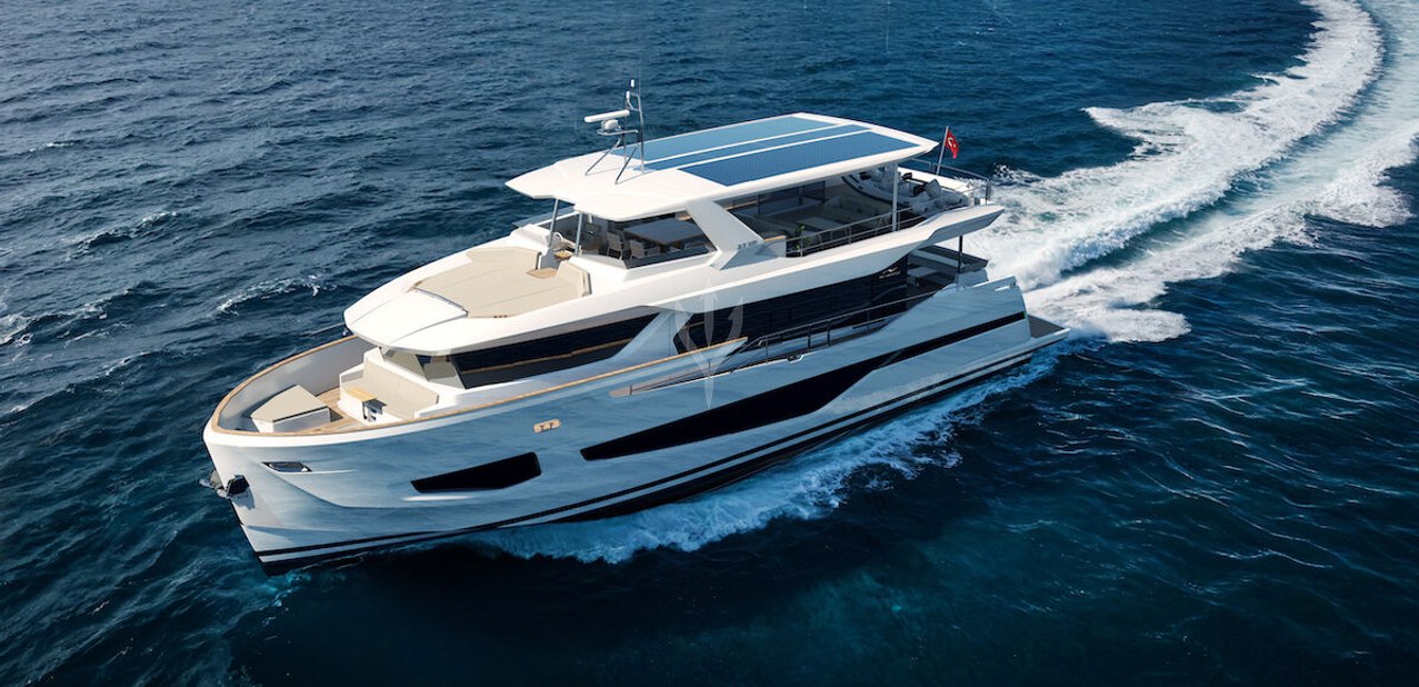 Maske Charter Yacht
