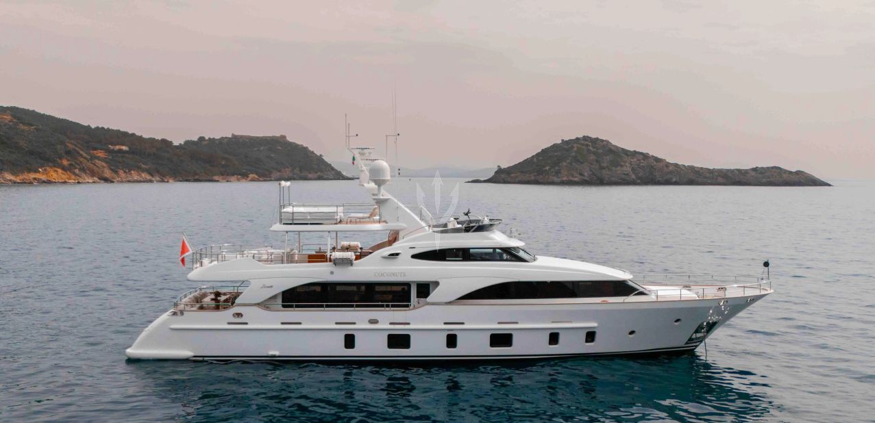 Coconuts Charter Yacht