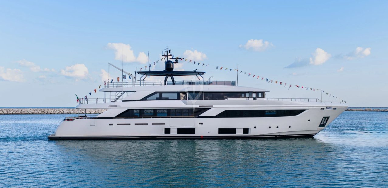 Domina Charter Yacht
