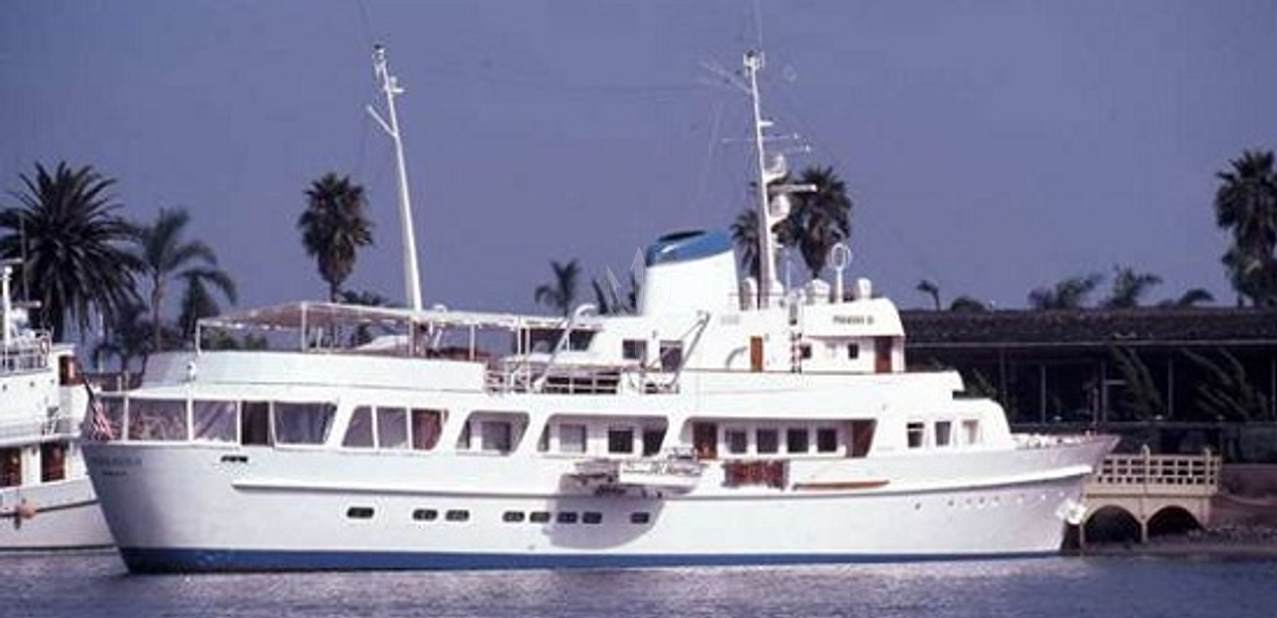 Platinum Charter Yacht