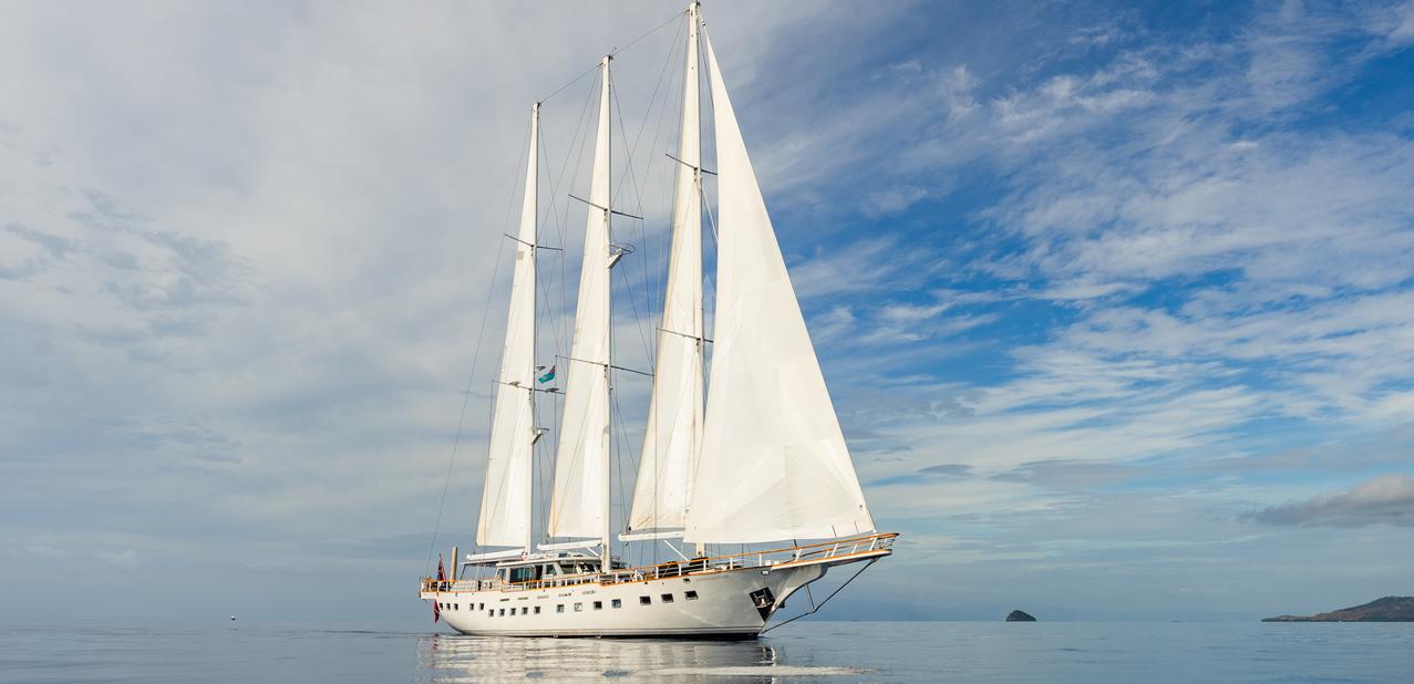 Southern Cloud Charter Yacht