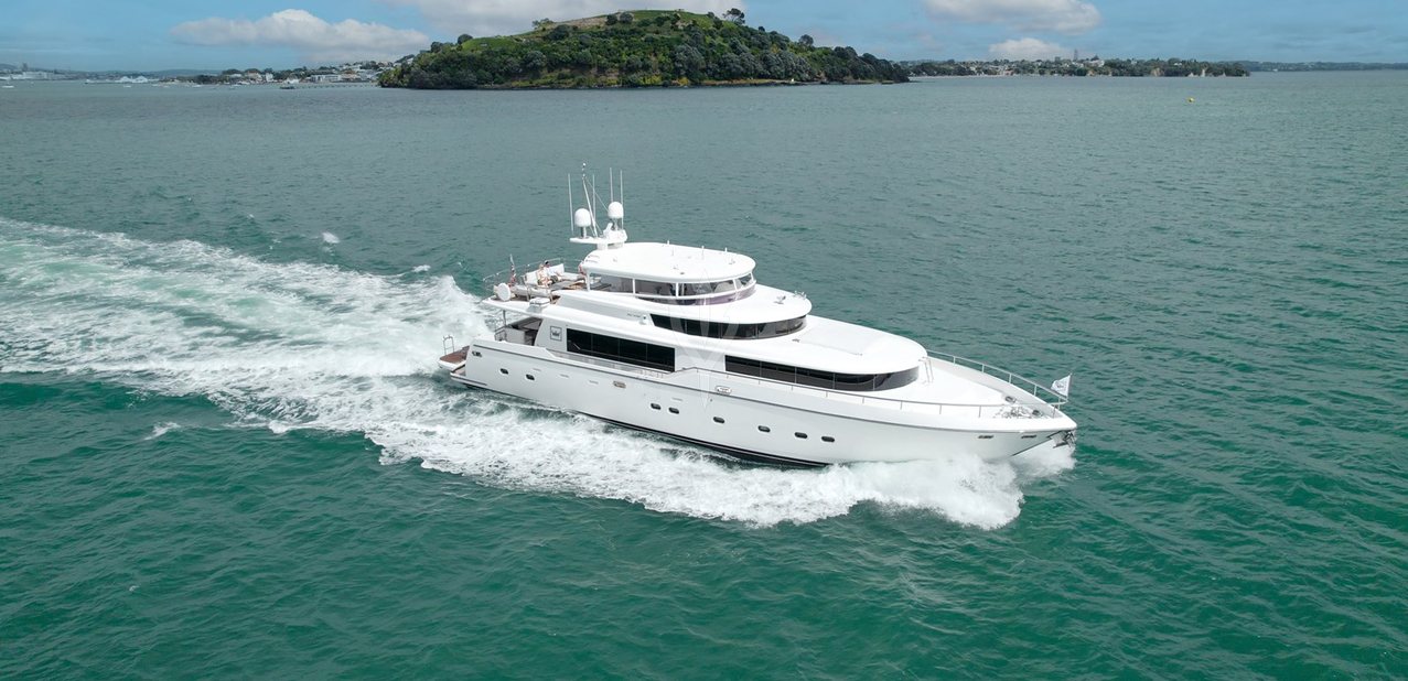 WW Charter Yacht