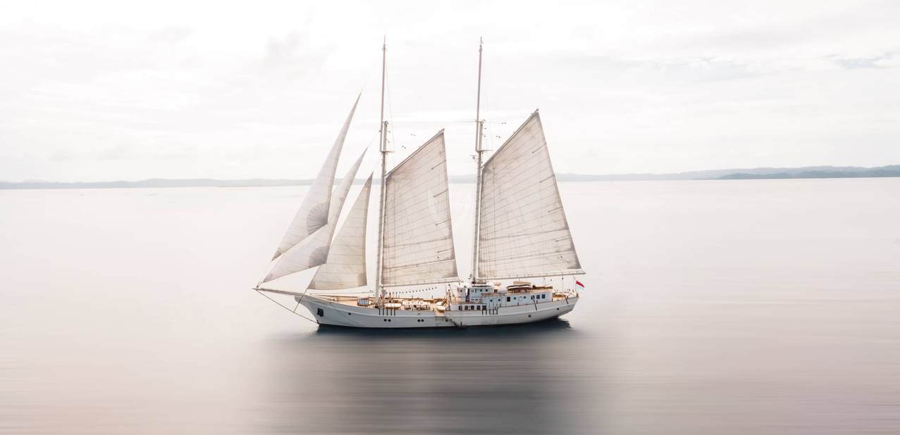 Mutiara Laut Charter Yacht