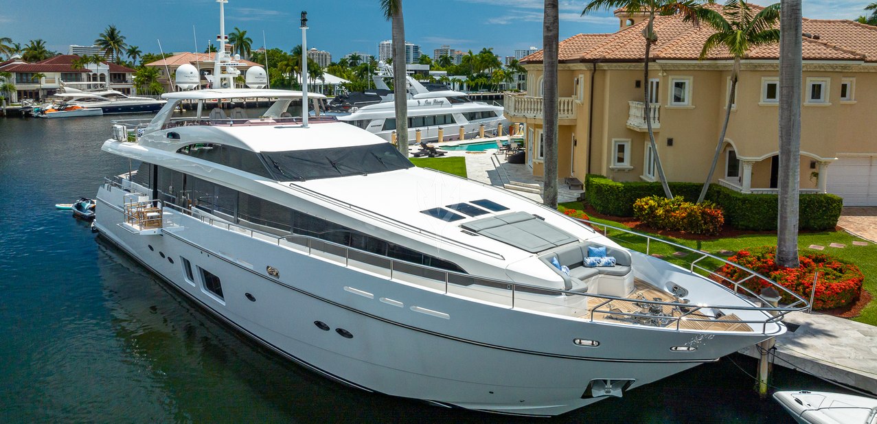 Beachfront II Charter Yacht