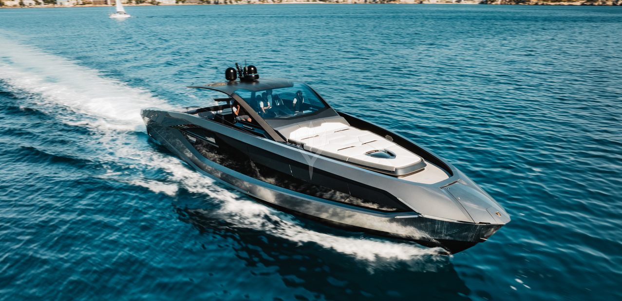 Nero Charter Yacht