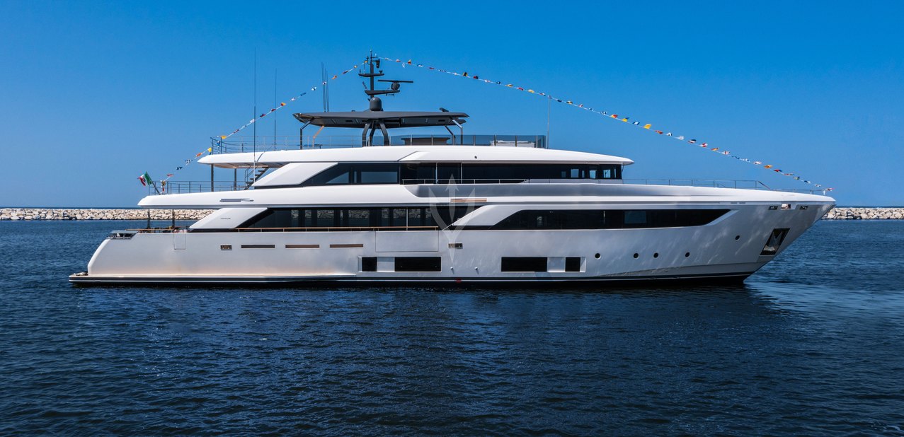 Navetta 42 Charter Yacht