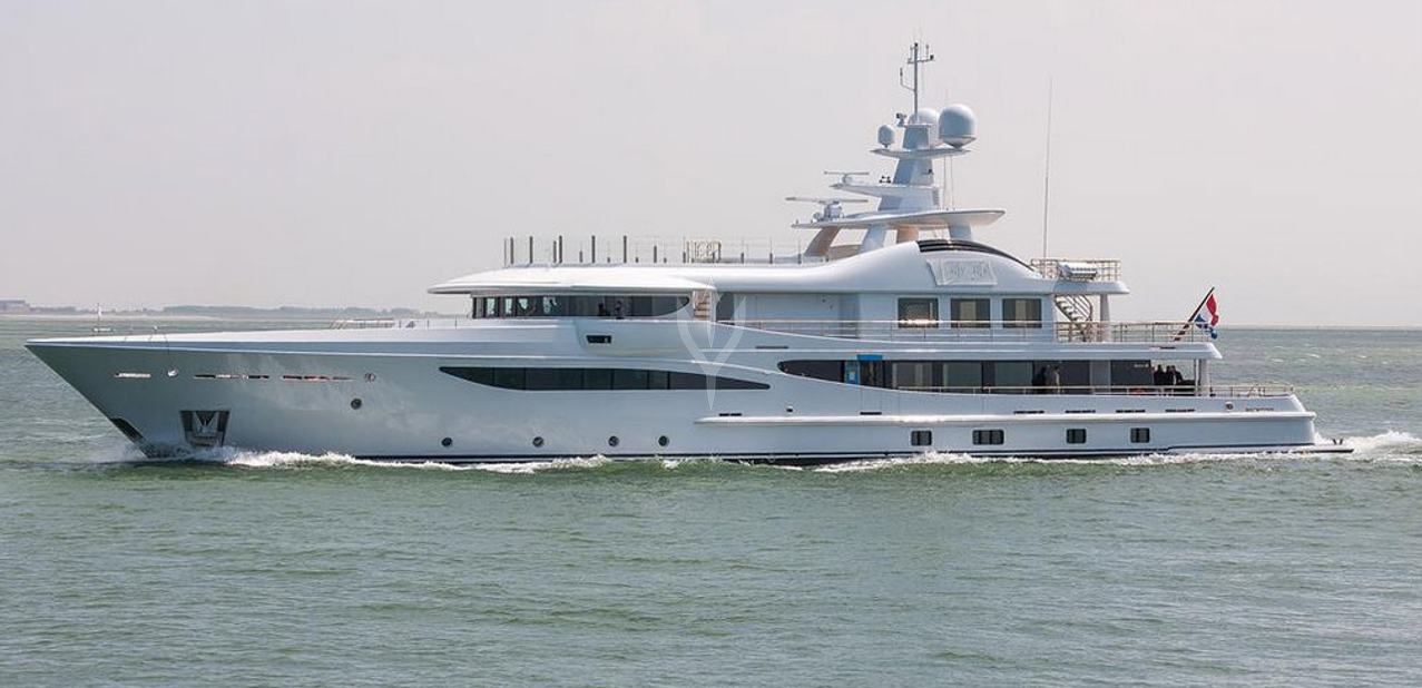 Vega Charter Yacht