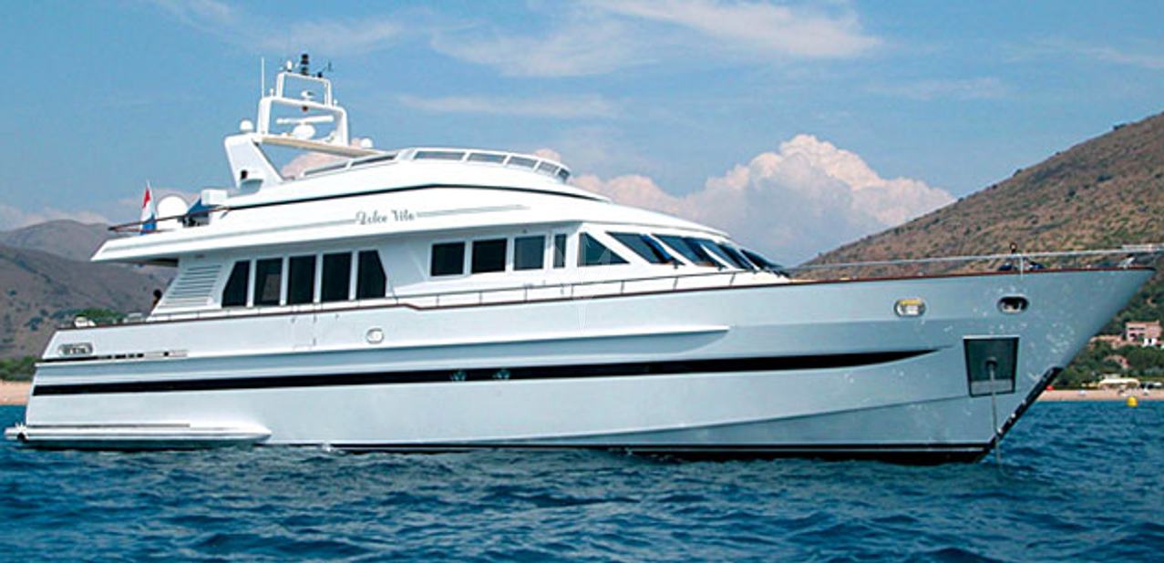 La Dolce Vita Charter Yacht