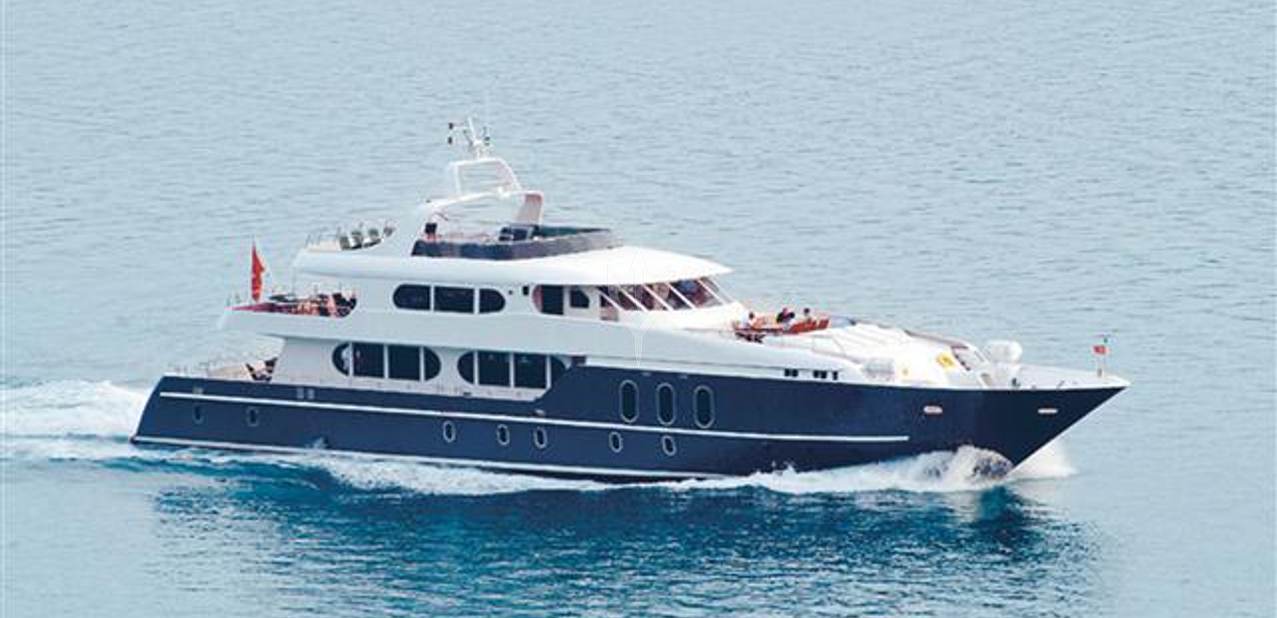 Ocean Queen Charter Yacht