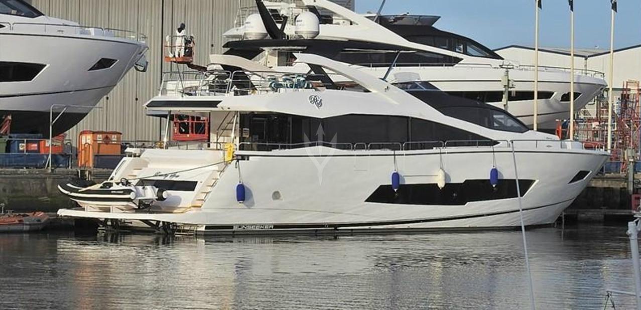 Roaming Spur Charter Yacht