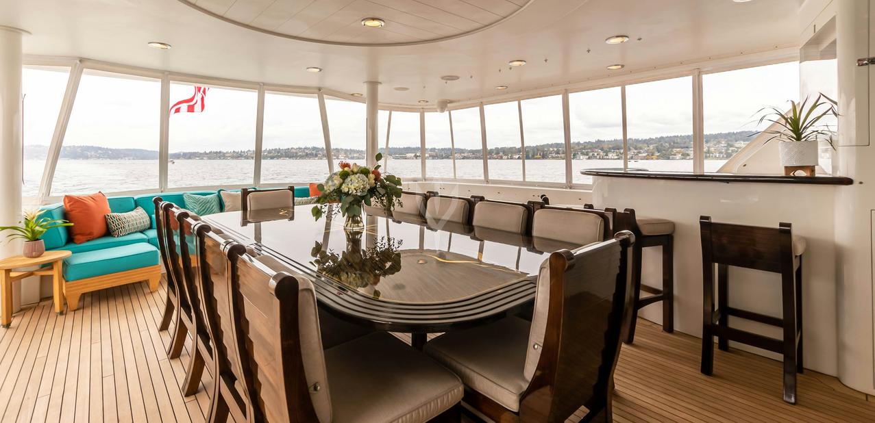 Luxury Charter Yacht Serengeti