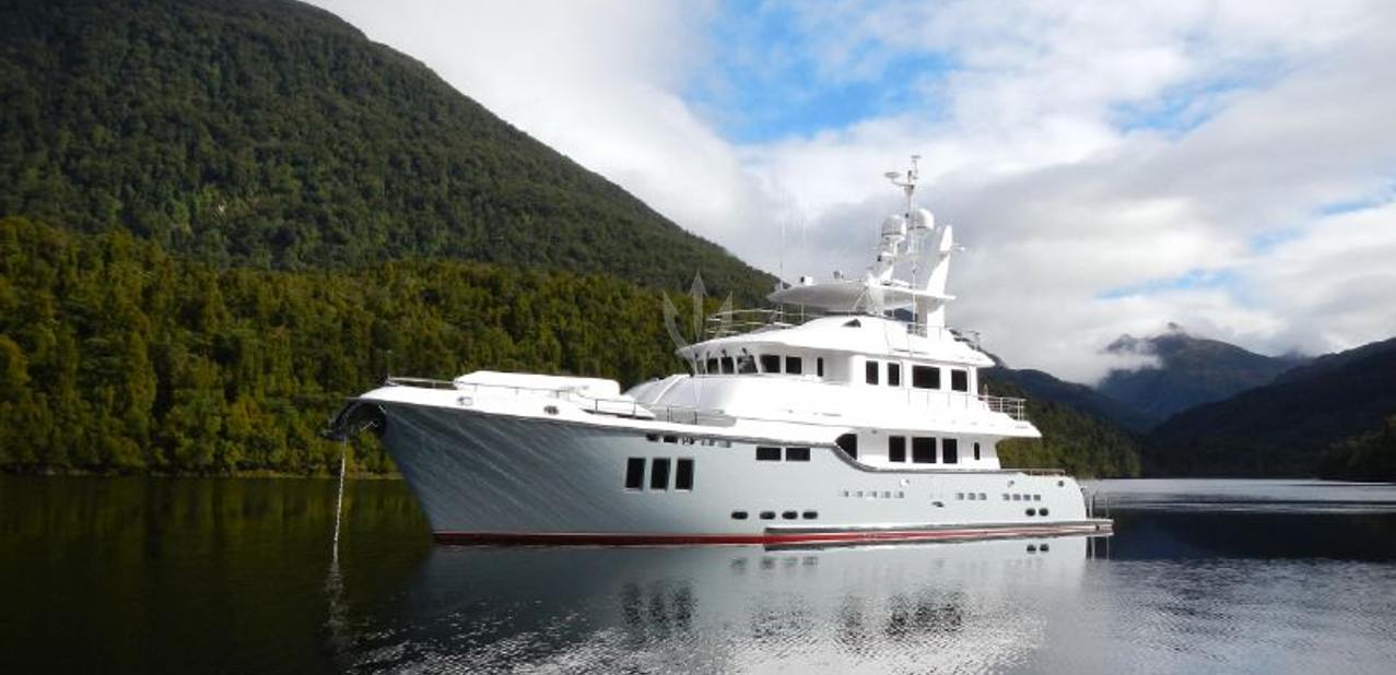 Tubarao Charter Yacht