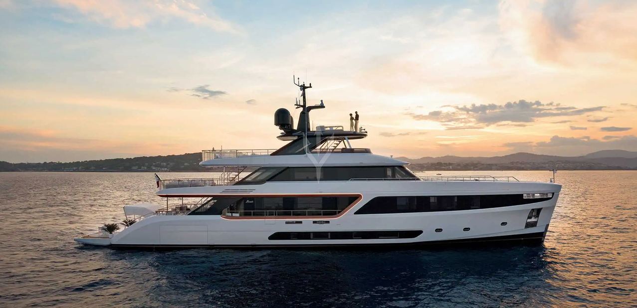 Sundance Charter Yacht
