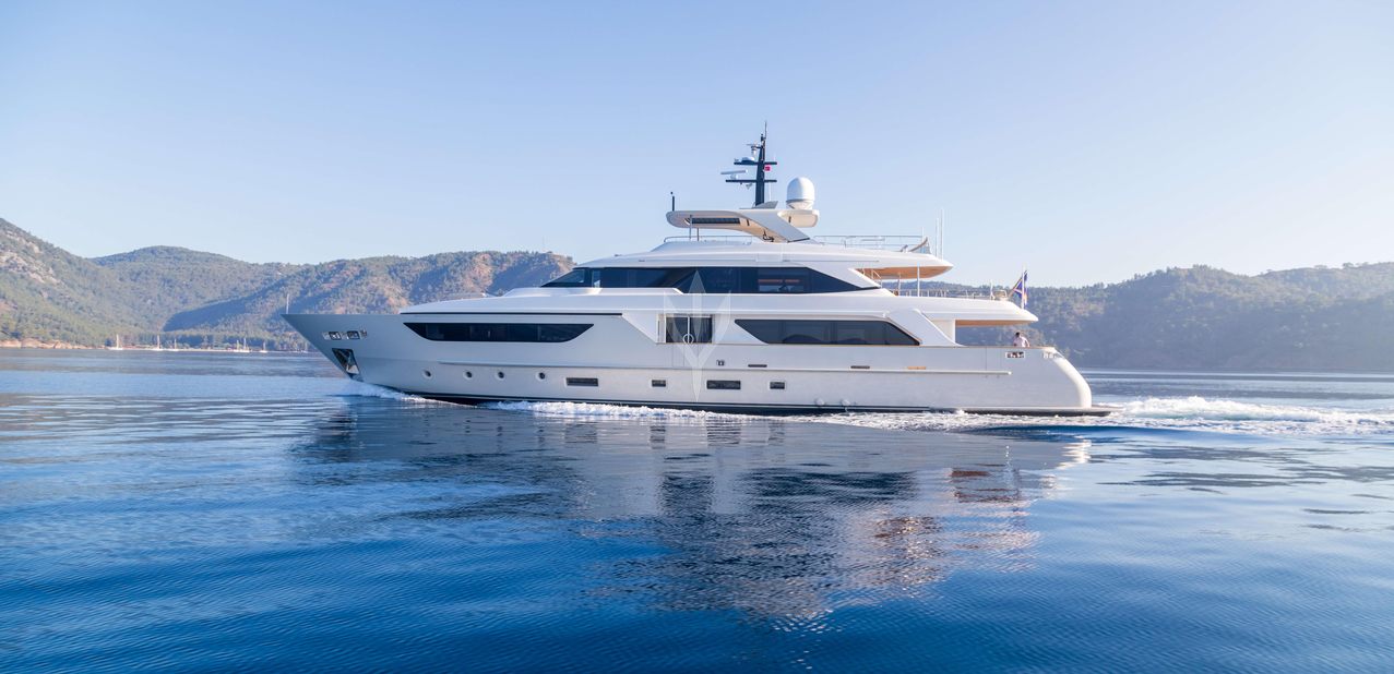 Zanoza Charter Yacht
