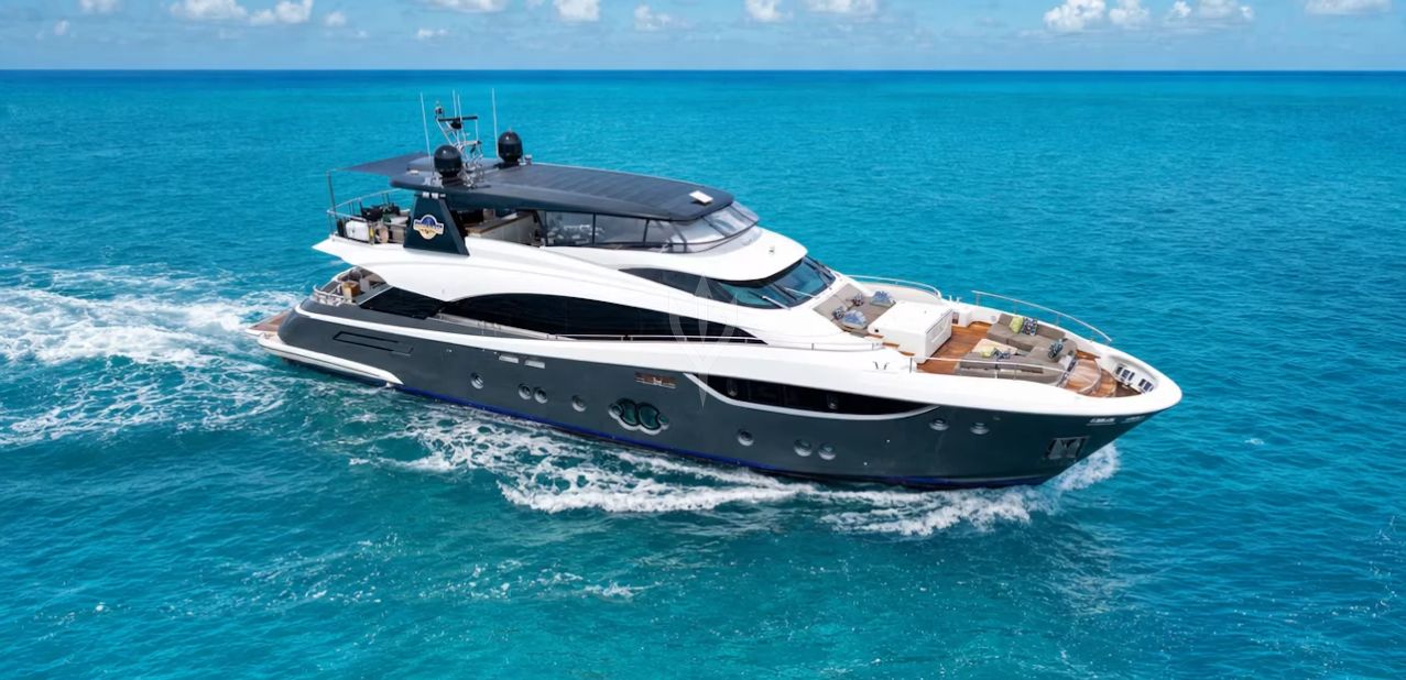 Cielo Nero Charter Yacht