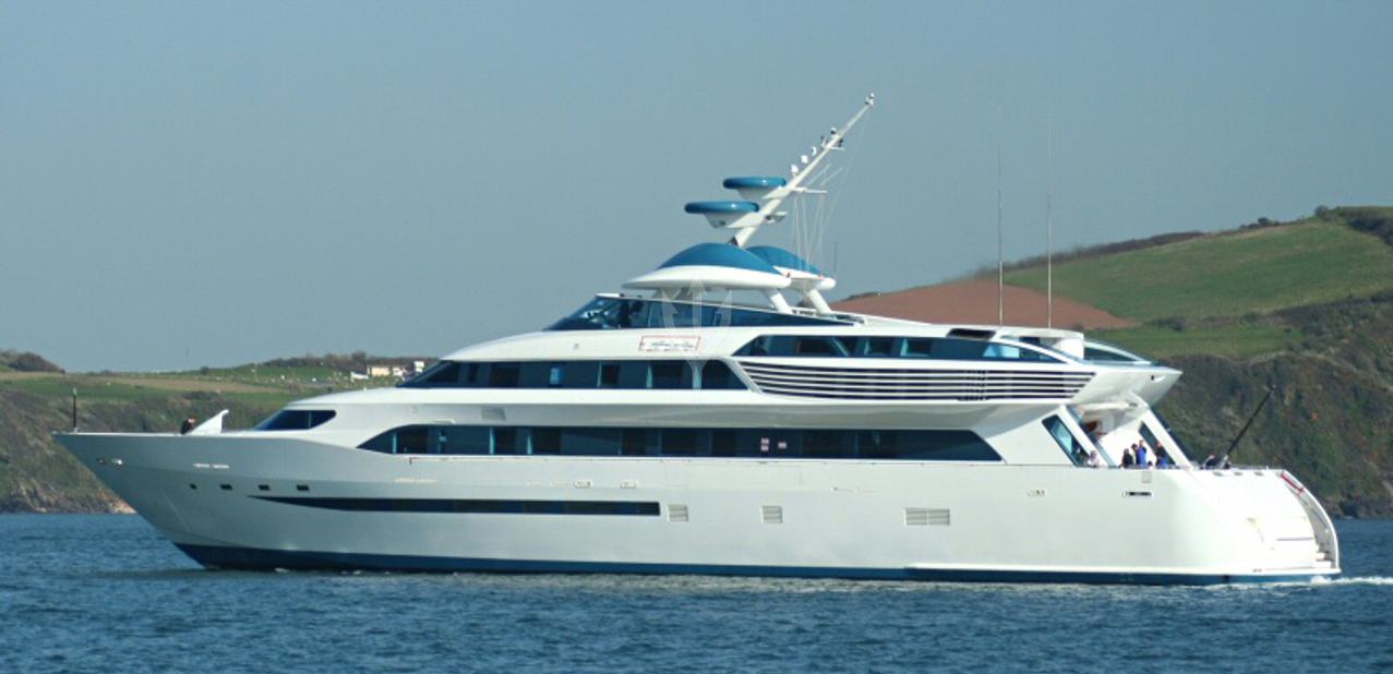 Alamshar Charter Yacht