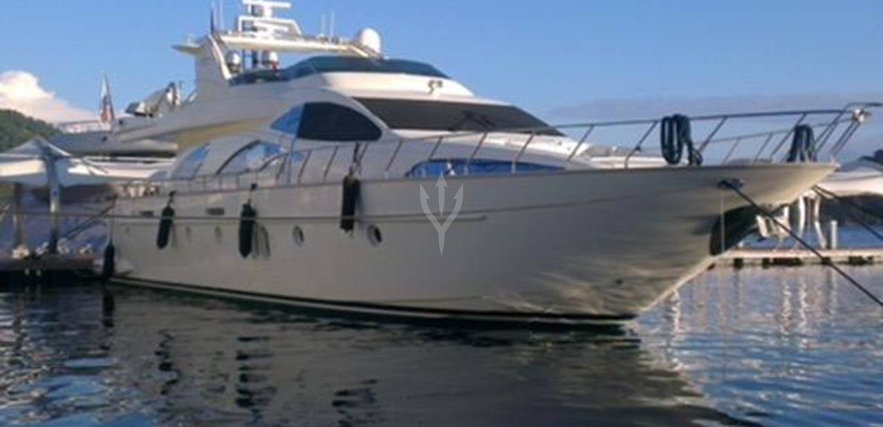 Maxima Star Charter Yacht