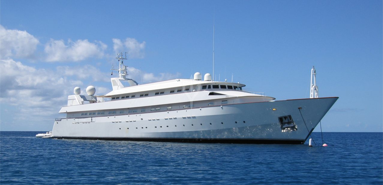 Adamas V Charter Yacht