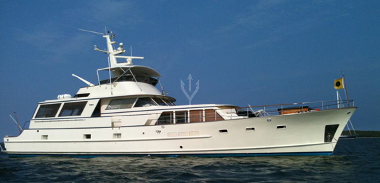 Manta Charter Yacht