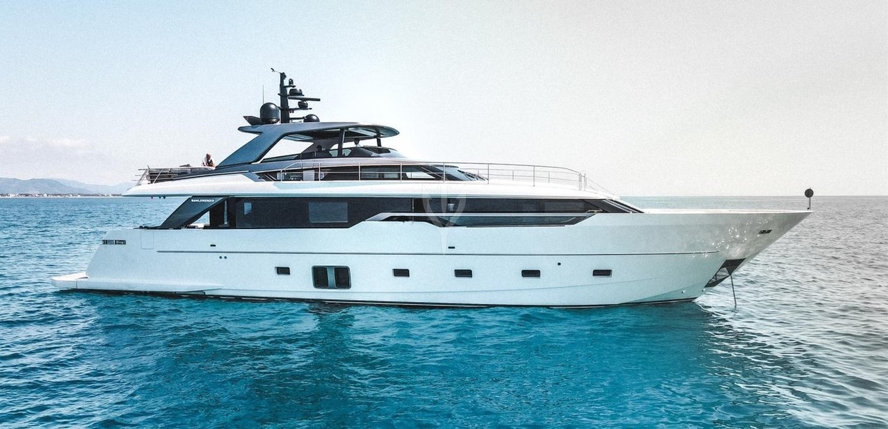 Jacki 8 Charter Yacht