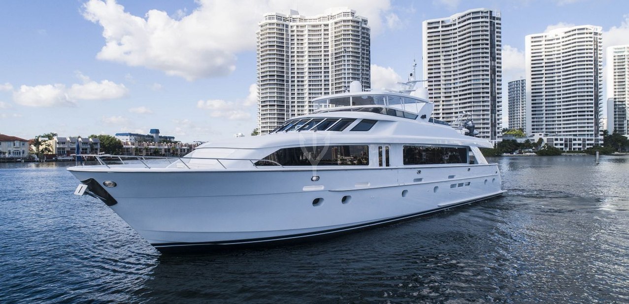 Magic Charter Yacht