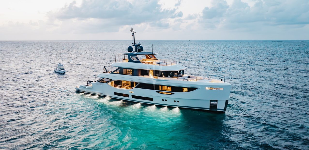 Grateful Charter Yacht