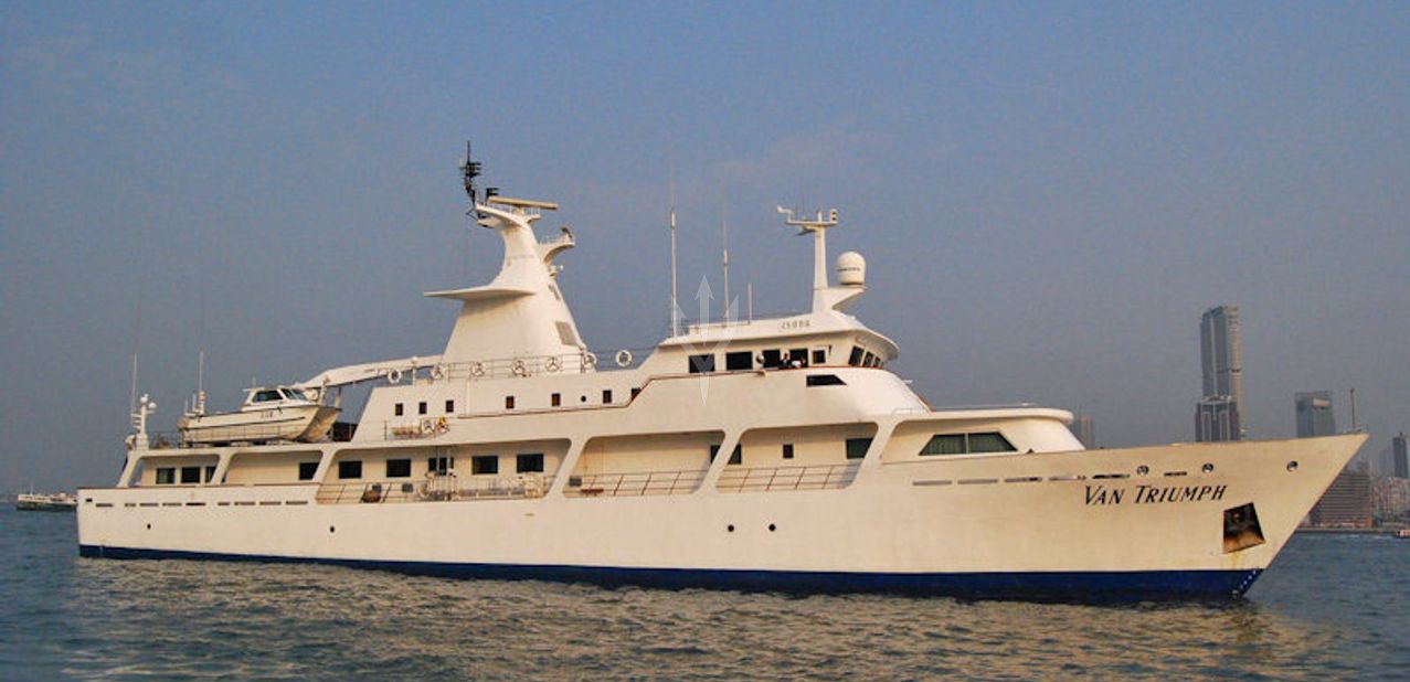 Van Triumph Charter Yacht