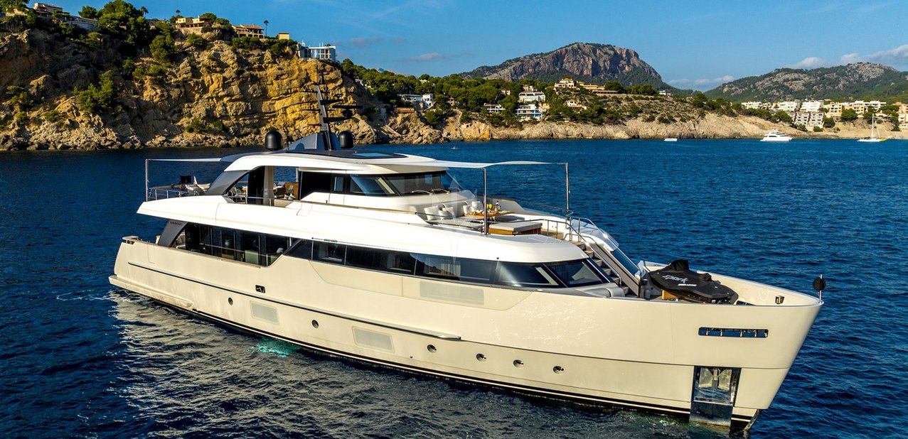 Sahasa Charter Yacht