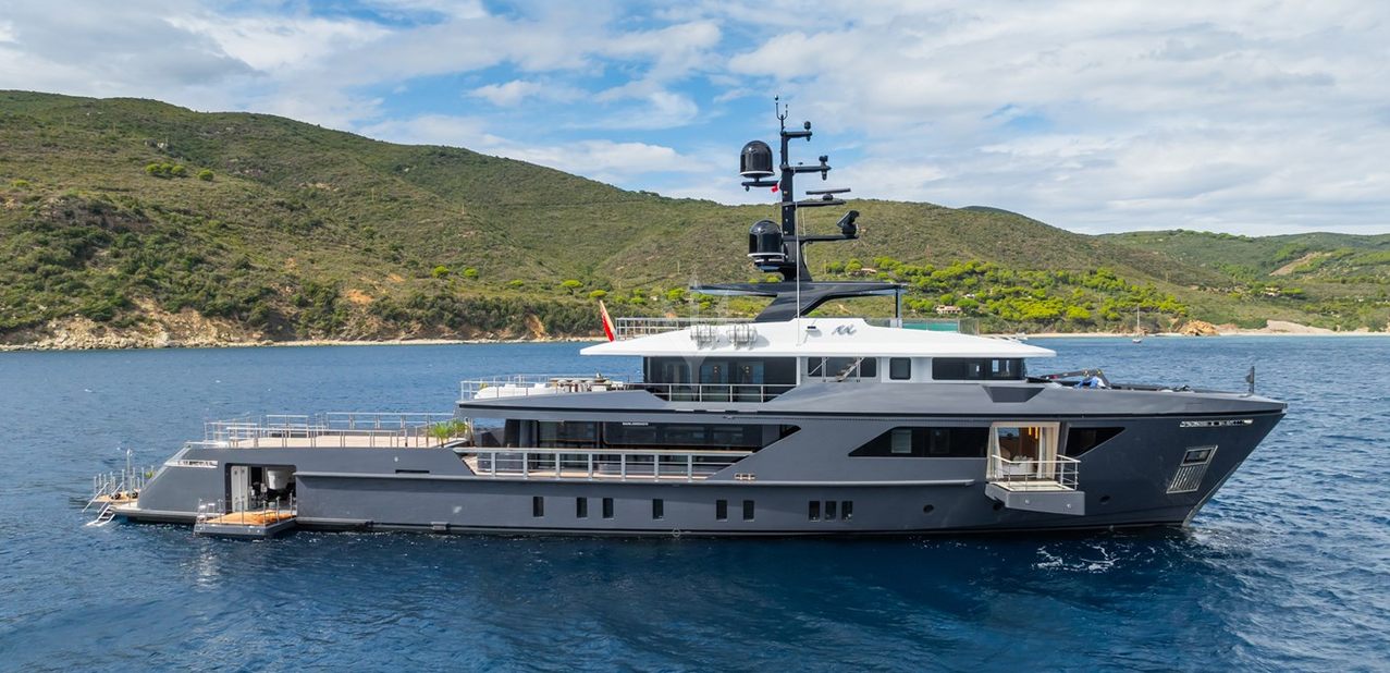 Big Shark Charter Yacht