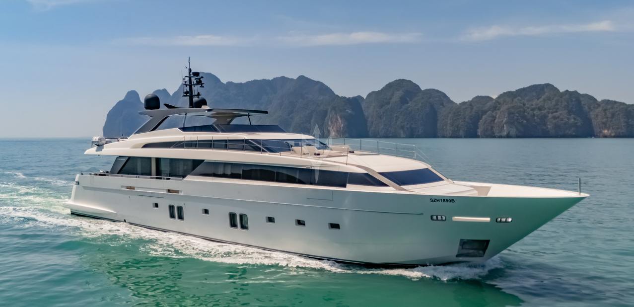 Octave Charter Yacht