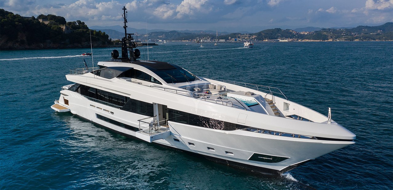 Mangusta Gransport 45 Charter Yacht