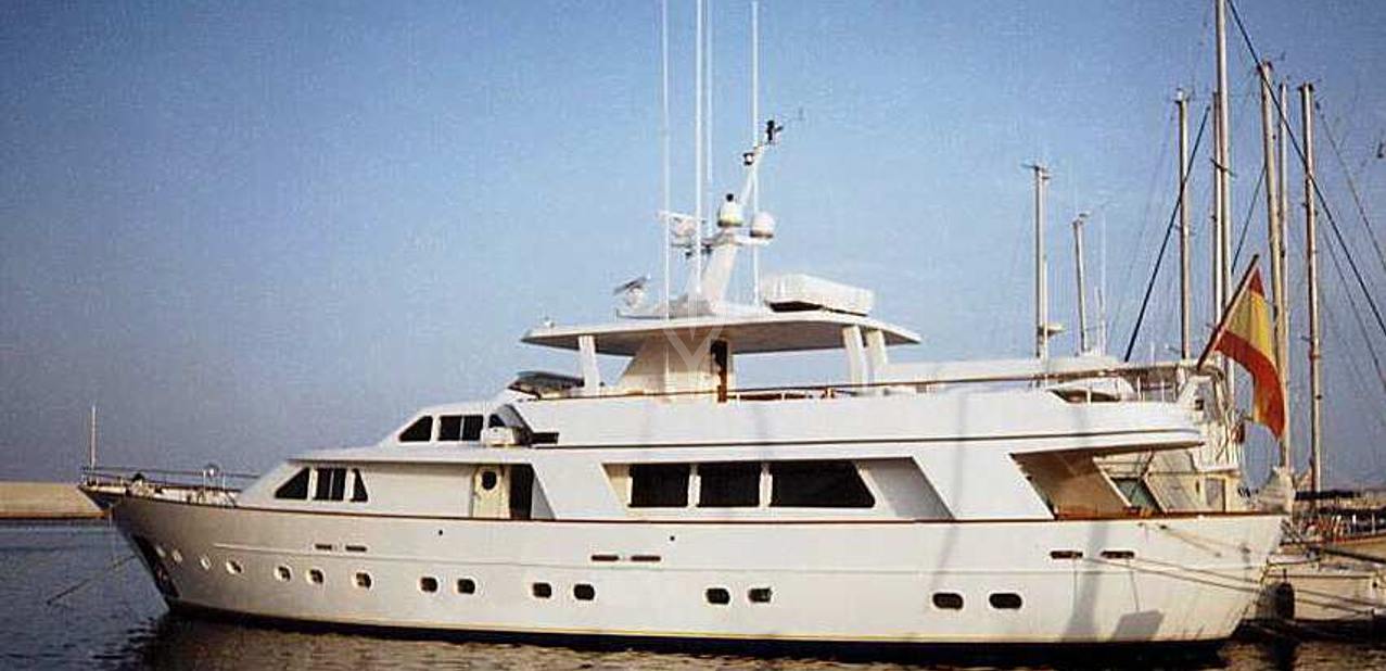 Herma Charter Yacht
