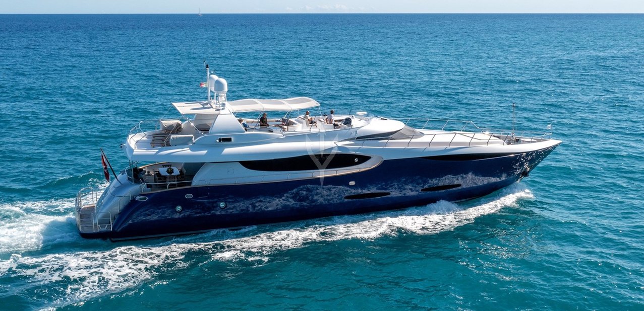 Clarity Charter Yacht