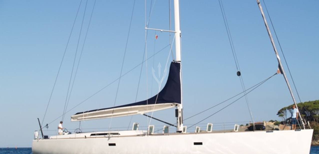 L'Avventura Charter Yacht