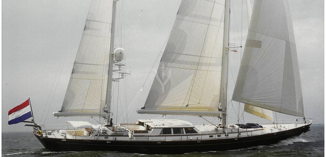 Anakena Charter Yacht
