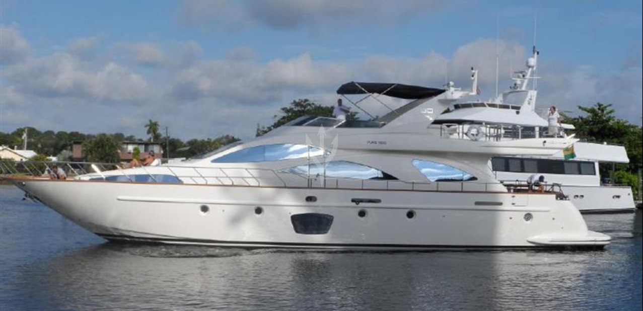 Pura Vida	 Charter Yacht