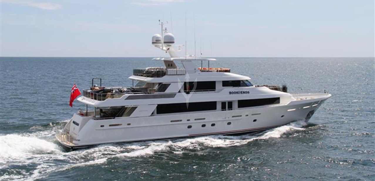 Bella Vita Charter Yacht