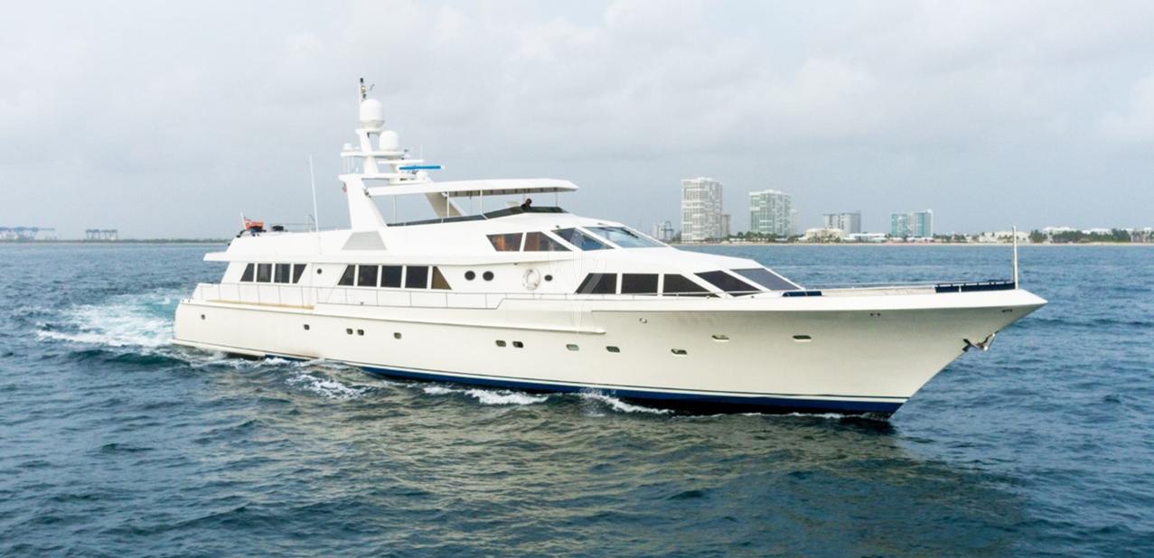 Sea Class Charter Yacht