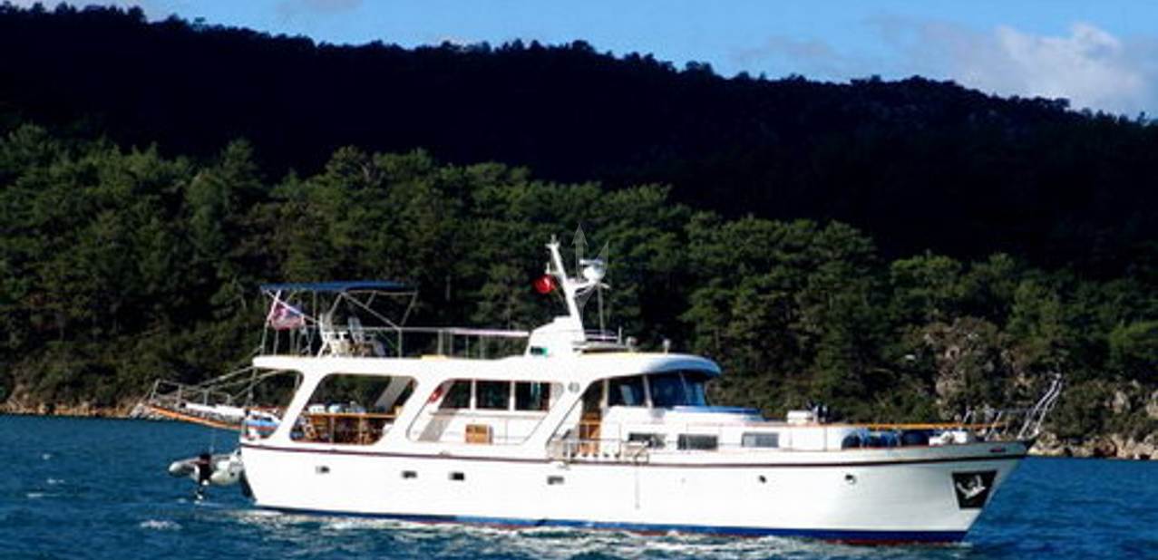 Shangri - La Charter Yacht