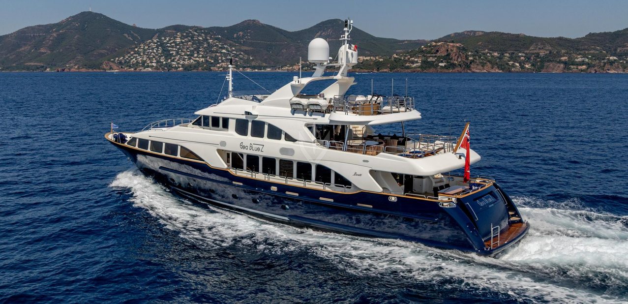 Sea Bluez Charter Yacht