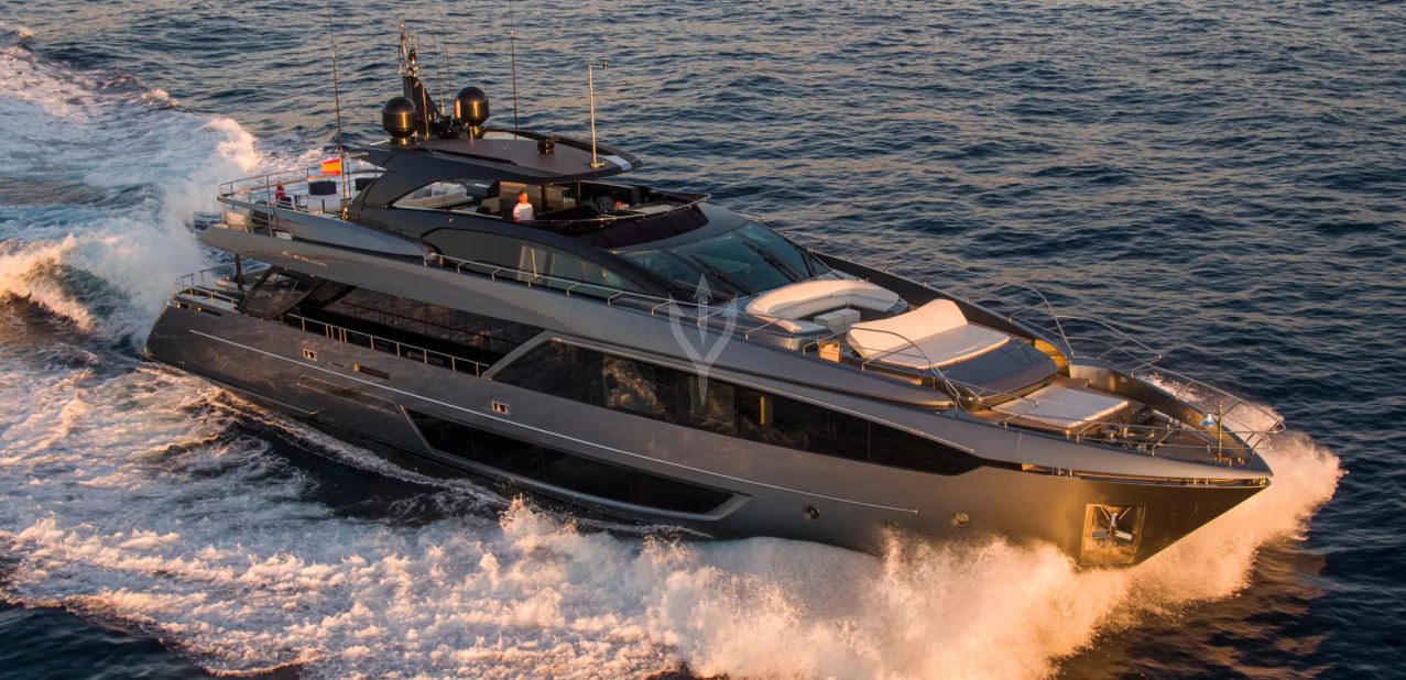 Figurati Charter Yacht