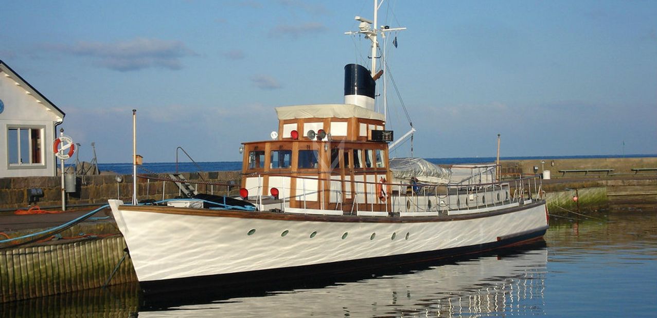 EMM XXIII Charter Yacht