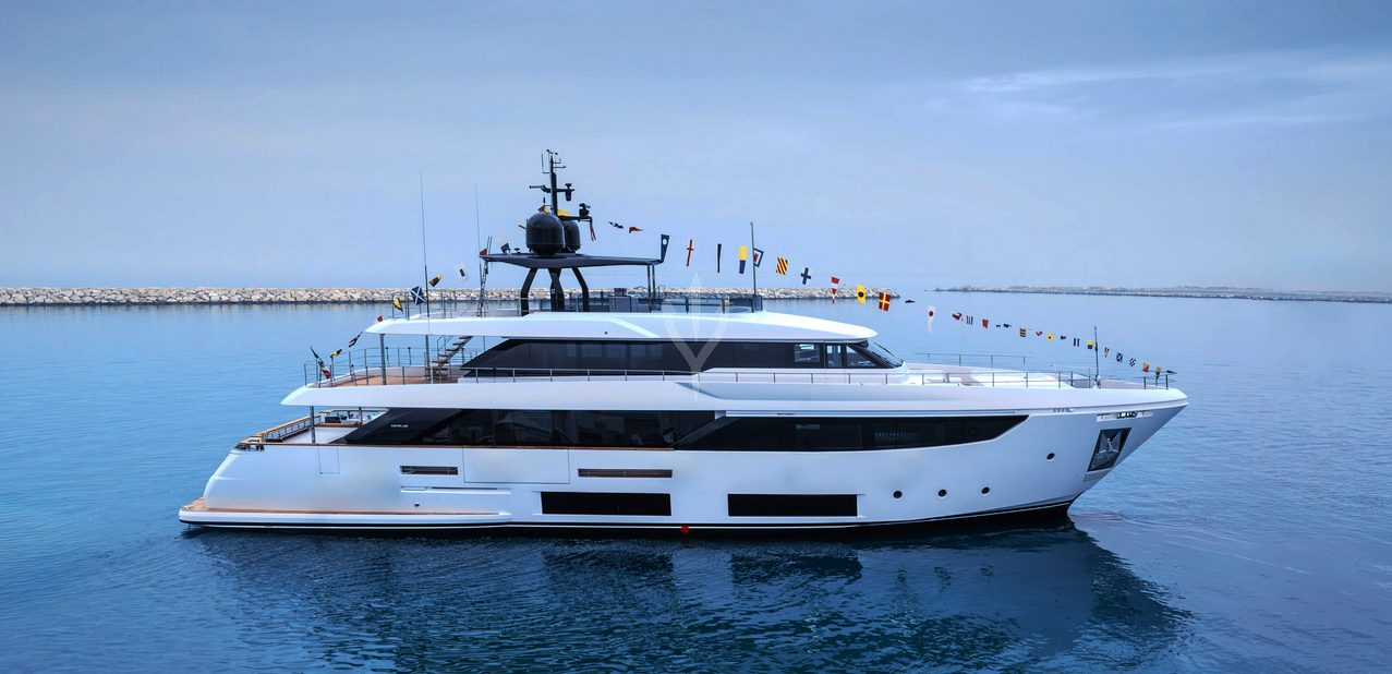 Stradodo' The Original One Charter Yacht